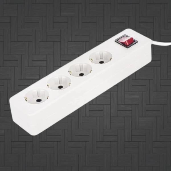 چند راهی برق ارت دار 4 پریز با توان 4000 وات